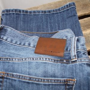 LUCKY BRAND 220 ORIGINAL BOOT DENIM